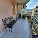 New Panorama Nyaraló